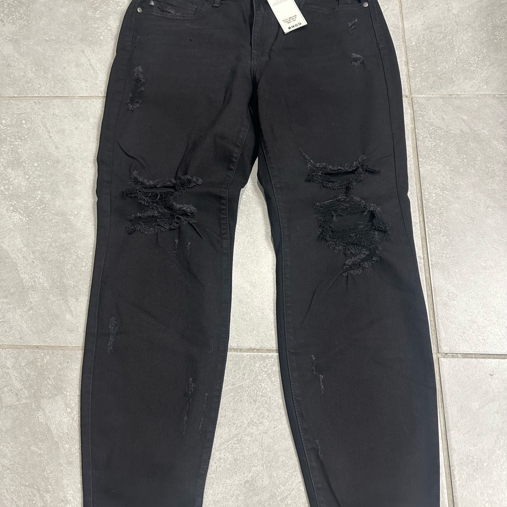 Black Distressed Jeans